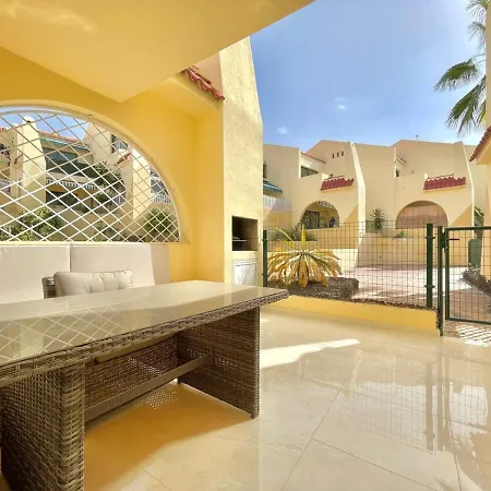 Casa Drapa 아파트 아데제