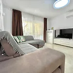 아파트 Casa Drapa 아데제
